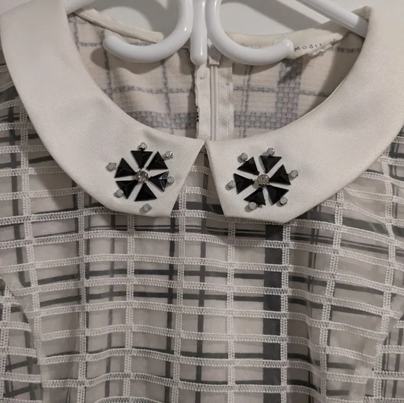 7. Modifier White and Black Checkered Dress Size Small (S) - Picture 2 of 8